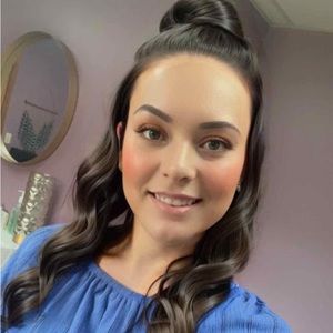 Meet your Posher, Kristina